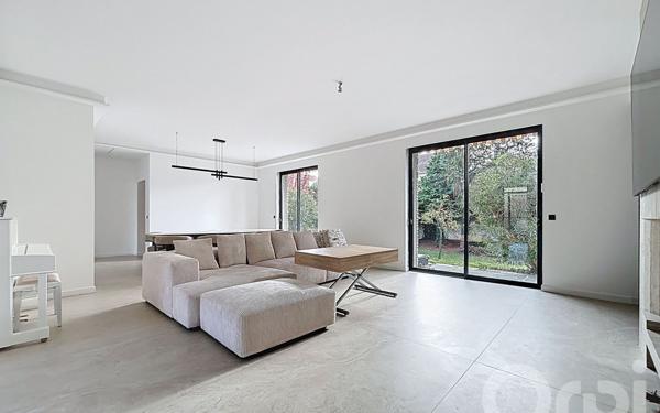 Maison à vendre    5 pièces • 177 m2 Maisons-Alfort