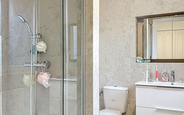 Maison à vendre    5 pièces • 177 m2 Maisons-Alfort