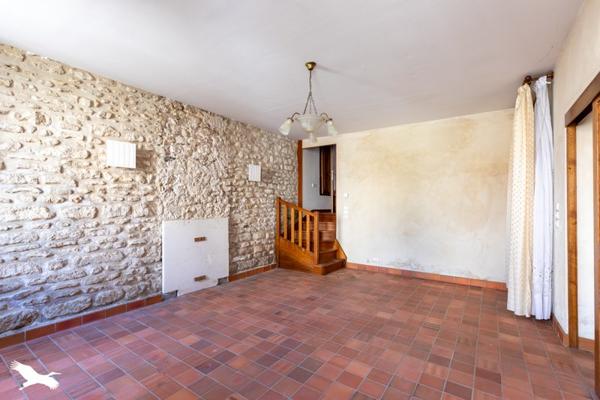 Maison 209 000 € Issou 6 p 102 m² DPE G