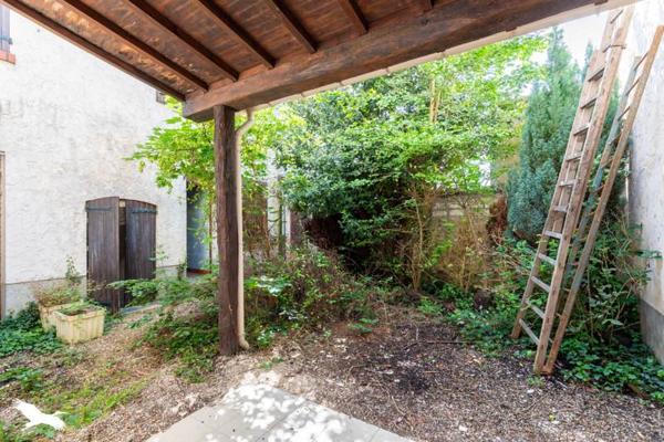 Maison 209 000 € Issou 6 p 102 m² DPE G