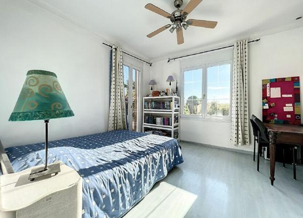 Maison à vendre    7 pièces •  Le Cannet