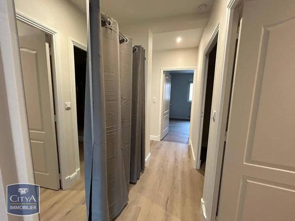 Appartement à louer 4 pièces 97.41m² Vichy (03200)