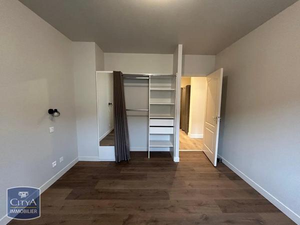 Appartement à louer 4 pièces 97.41m² Vichy (03200)