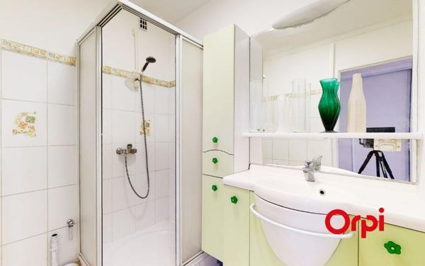 Appartement à louer    3 pièces • 57,49 m2 Lyon 3