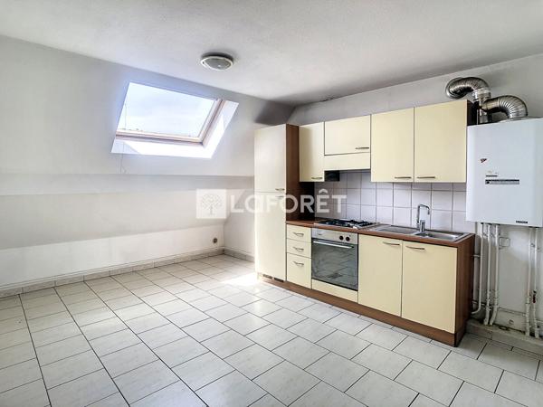 Location appartement Vitry-le-François - 4 pièce(s) - 80 m² - 630 €/mois