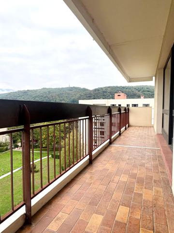 SAPCIEUX T5 DE 115 M² DANS BELLE RESIDENCE SECURISE