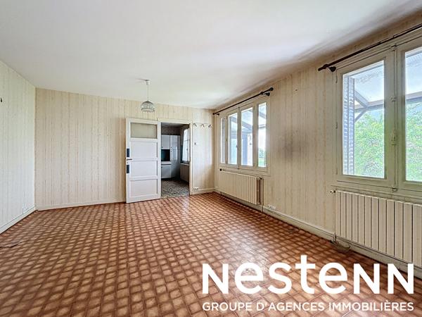 A vendre : maison sur sous sol avec jardin - Proche CHARNAY-LES-MACON (71850)