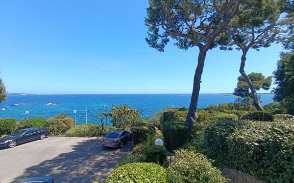 Appartement à vendre    3 pièces • 83 m2 Cannes
