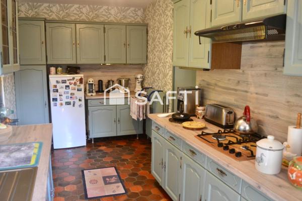 Ensemble immobilier 2 logements sur 1,4 Ha de terrain idéal chevaux