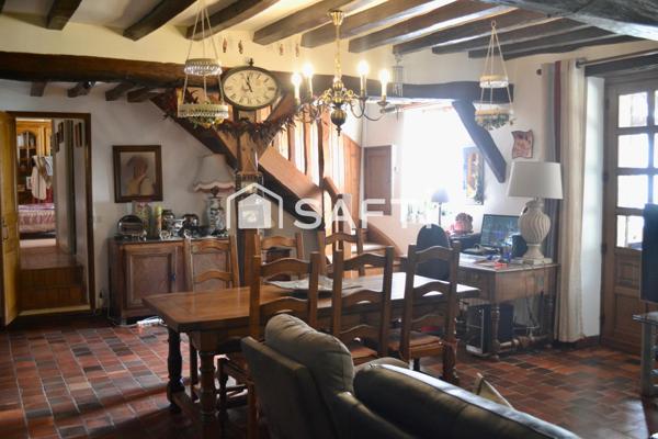 Ensemble immobilier 2 logements sur 1,4 Ha de terrain idéal chevaux