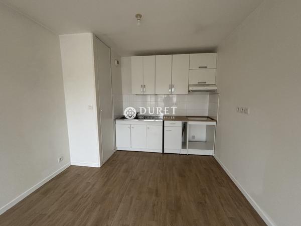 T3 RECENT AU DERNIER ETAGE AVEC BALCON ET 2 PLACES DE STATIONNEMENTS