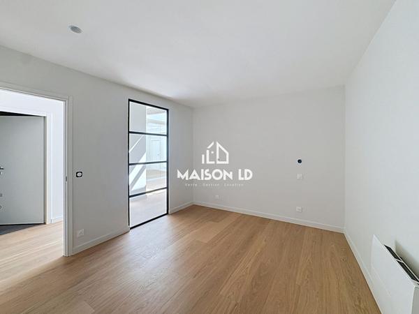 Maison Courseulles Sur Mer 6 pièce(s) 181.78 m2 , Courseulles sur mer