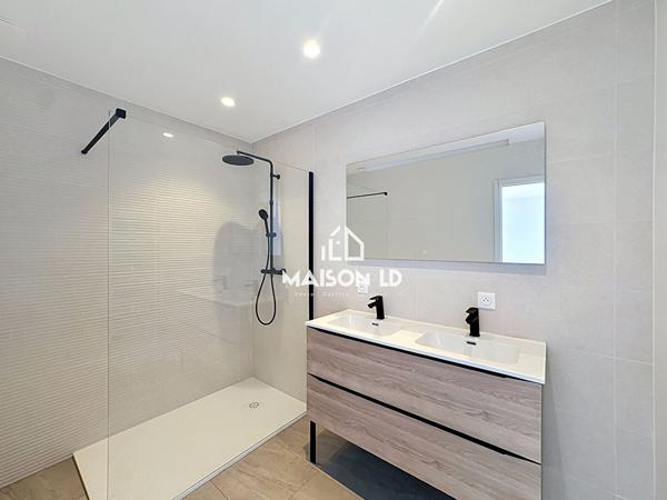 Maison Courseulles Sur Mer 6 pièce(s) 181.78 m2 , Courseulles sur mer