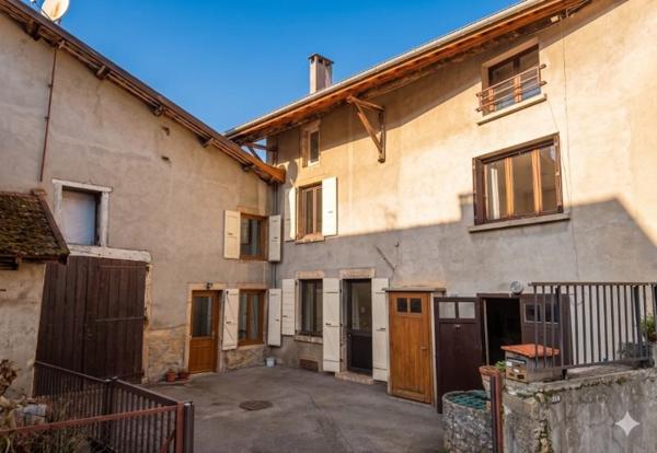 Maison à vendre |  Domarin |  6 pièces | 240 m²