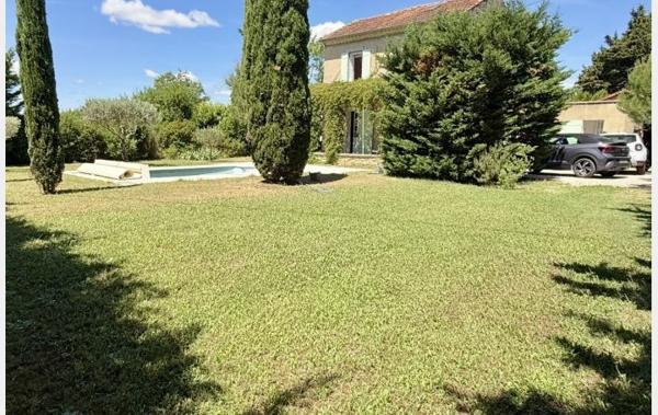 Vente Maison + dépendances à rafraîchir Vacqueyras