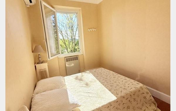 Vente Maison + dépendances à rafraîchir Vacqueyras