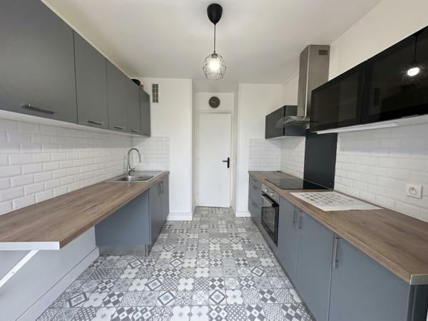 Appartement Evry Courcouronnes 3 pièce(s) 65.16 m2