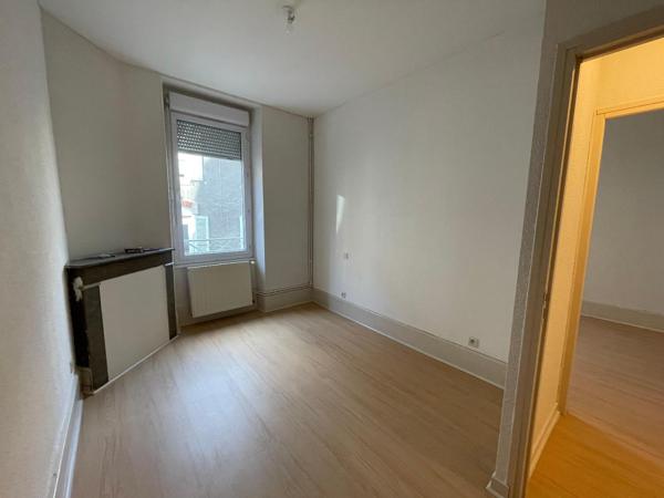 Appartement 3 pièces de 58 m² à Vals les bains