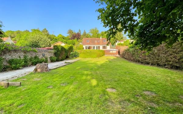 Maison à vendre    5 pièces • 131 m2 Magny-en-Vexin