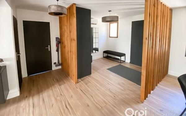 Maison à vendre    5 pièces • 131 m2 Magny-en-Vexin