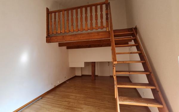 Appartement à louer    2 pièces • 38,23 m2 Fèves