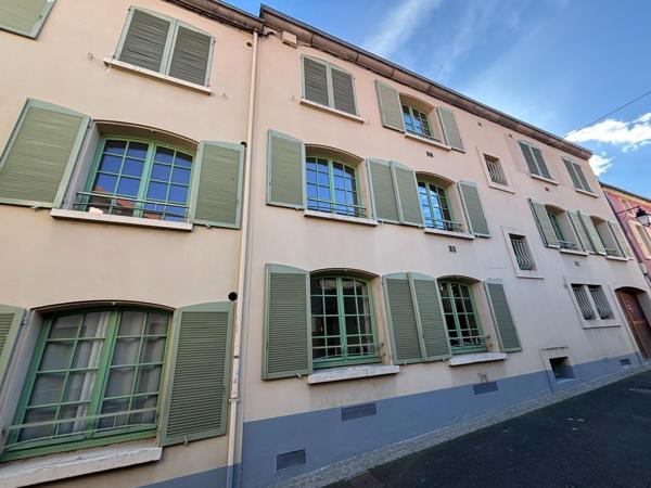 Appartement T4, cave, parking