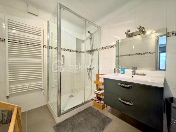 Maison de ville de 258,13 m²