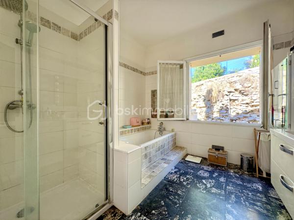 Maison de ville de 258,13 m²