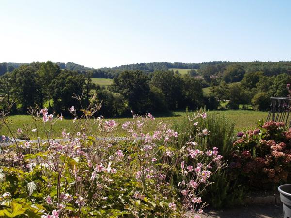 Belle maison familiale avec appartement indépendant et piscine