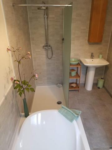 Belle maison familiale avec appartement indépendant et piscine