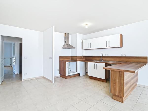 Appartement  3 pièces 81 m2 à vendre avec Terrasse Secteur La Capelette 13010 Marseille