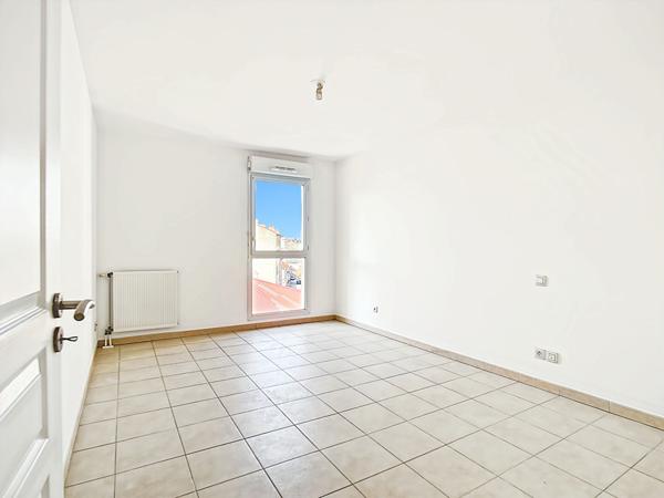 Appartement  3 pièces 81 m2 à vendre avec Terrasse Secteur La Capelette 13010 Marseille
