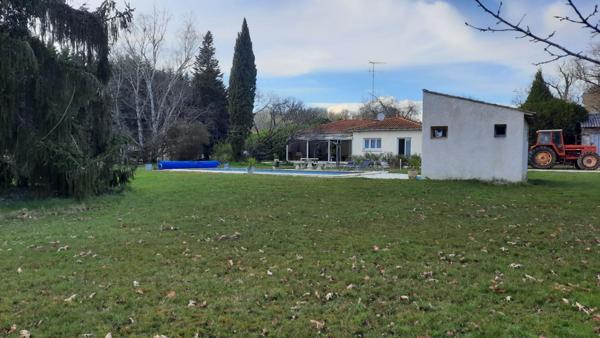 Maison plain pied, 3 chambres, piscine