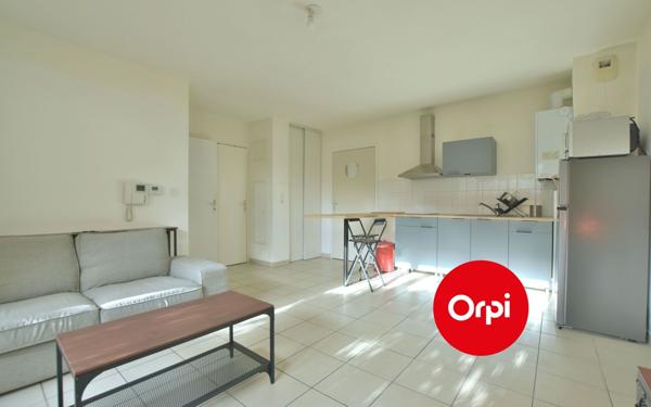 Appartement à louer    2 pièces • 39 m2 Saint-Priest