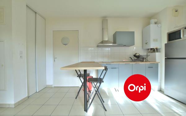 Appartement à louer    2 pièces • 39 m2 Saint-Priest