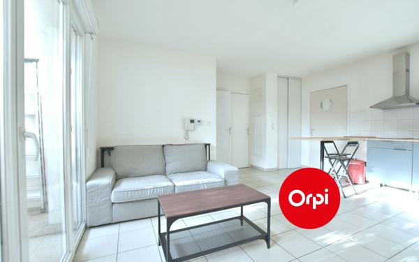 Appartement à louer    2 pièces • 39 m2 Saint-Priest