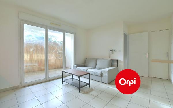Appartement à louer    2 pièces • 39 m2 Saint-Priest