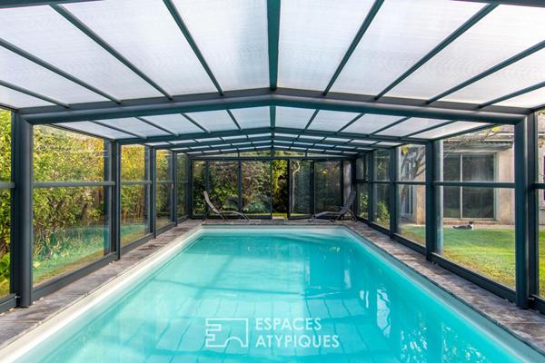 Maison familiale avec piscine et dépendance