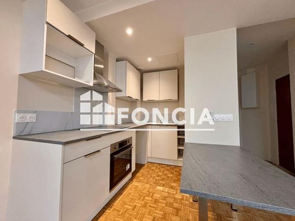 Location Appartement 2 pièces 41.7 m² - résidence verney-Voltaire Saint Germain En Laye 78100