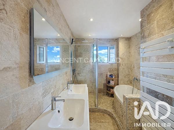 Appartement à vendre 3 pièces 70 m² Sanary-sur-Mer