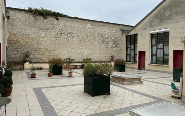 Appartement à vendre    2 pièces • 57 m2 Compiègne