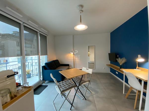 Appartement 2 pièces meublé à louer à Cergy Loyer 895 €/mois charges comprises **  - Référence  MG11219
