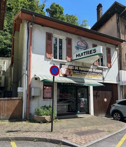 CLUSES (74) A vendre Immeuble de rapport – 115 m² – Quartier historique de Cluses