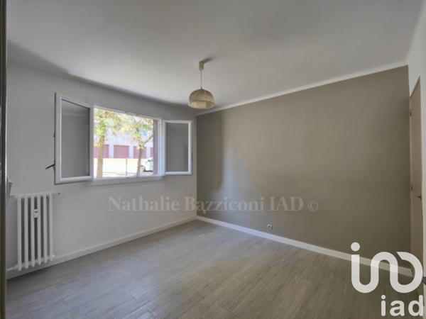 Appartement à vendre 4 pièces 71 m² Le Pradet