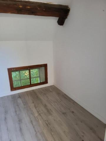 Rare à la vente ? T2 fonctionnel de 39 m² avec jardin et local ? Le Gué-de-Longroi