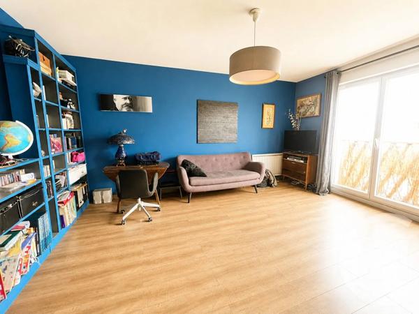 Appartement F3 à vendre  3 pièces - 67,41 m 2   ST DENIS  - 93