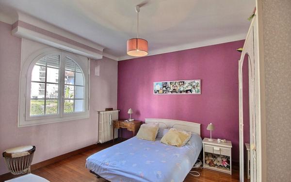 Maison à vendre    5 pièces •  Pau