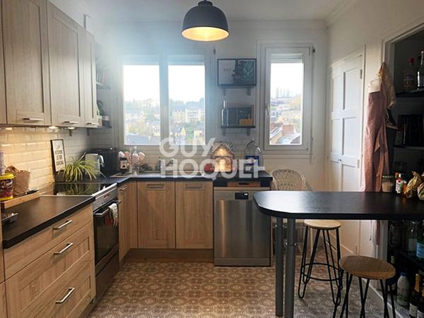 LISIEUX CENTRE VILLE - APPARTEMENT 3 PIÈCES 111.03 M²
