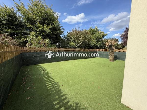 Vente                                                      Local commercial
                        
                     10 pièces                      150 m2                     à Bondoufle
