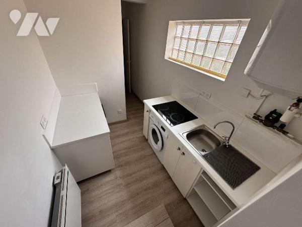 A VENDRE TOULON (VAR) 83000 - LA LOUBIERE - IMMEUBLE DE RAPPORT COMPOSE DE 8 APPARTEMENTS + 1 L...